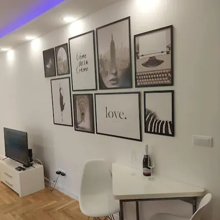 Appartement Center&riverside Naki Belgrade