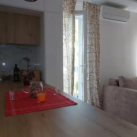 Center&riverside Naki Appartement