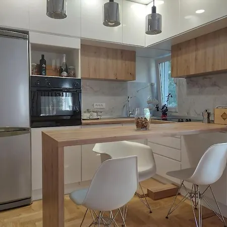 Center&riverside Naki *